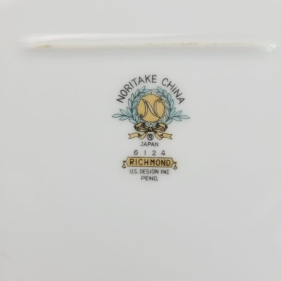 Noritake Richmond 13" Oval Platter White Base Gold Etched Band Elegant Dining - Picture 7 of 9